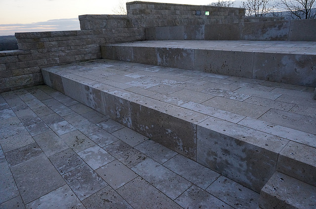 Naturstein Treppe; Hanser + Pfafferott GmbH, Naturstein Handel + Handwerk, Kaarst, Neuss, Düsseldorf